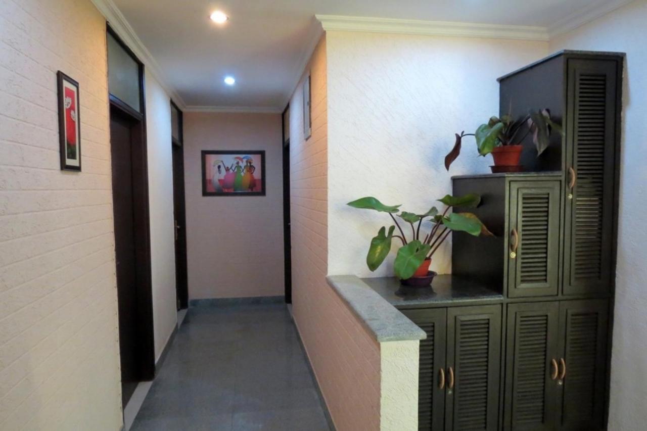 Moments Hotel Kolkata Bagian luar foto