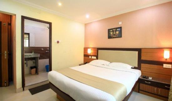 Moments Hotel Kolkata Bagian luar foto