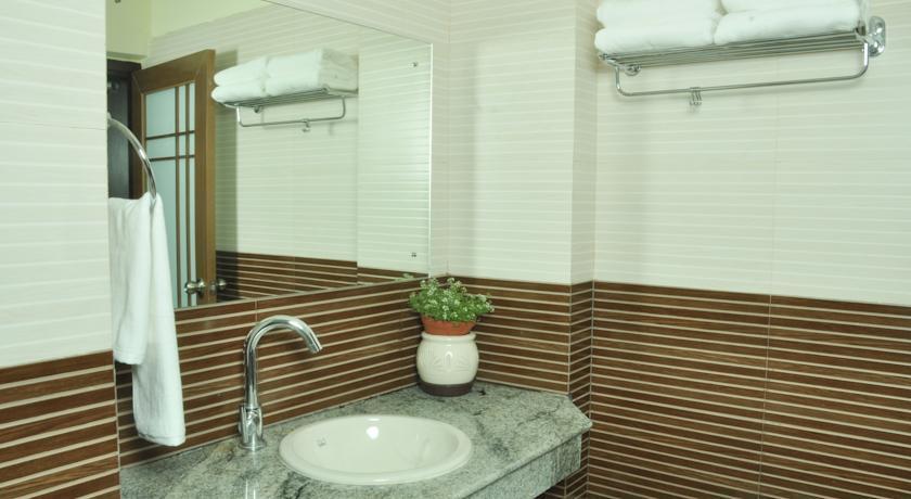 Moments Hotel Kolkata Bagian luar foto
